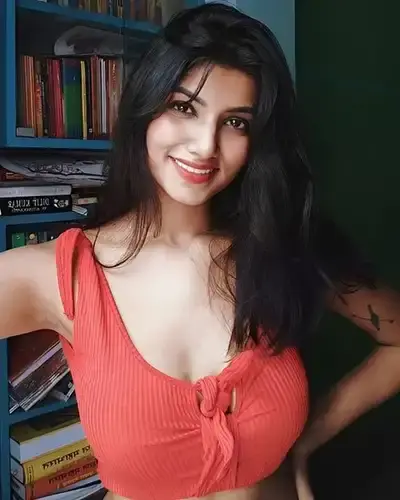 Escort Wadwani